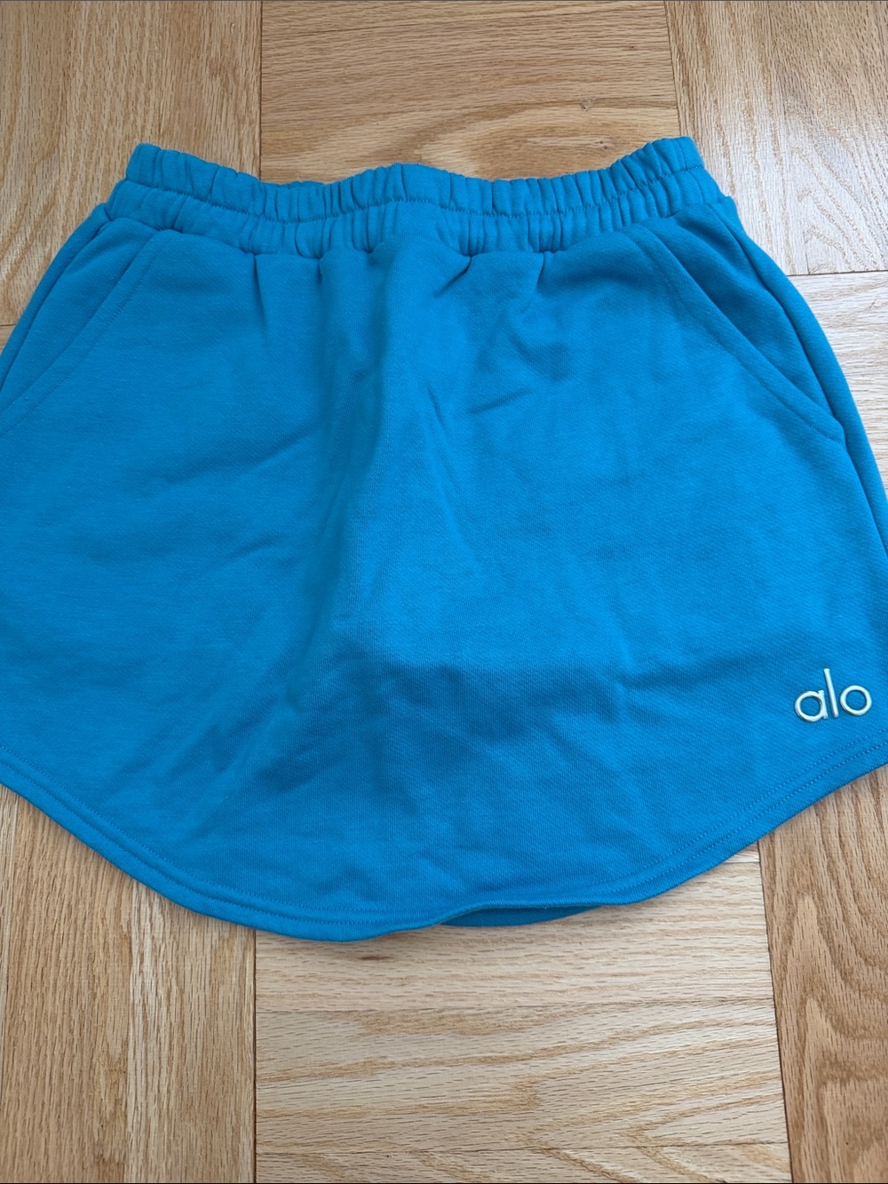 ALO Yoga Accolade Skirt Small - Picture 4 of 8